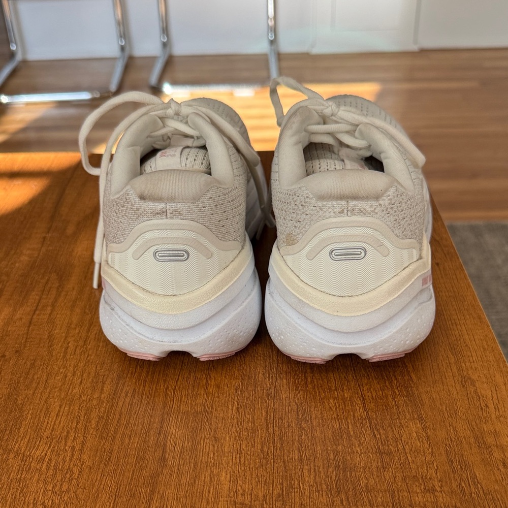 Brooks Ghost Max 2 - Picture 4 of 6